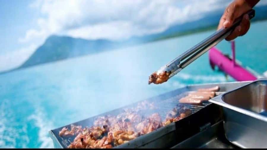 Mauritius: Ile Aux Cerfs catamaran cruise Lunch with BBQ - Mauritian Sega on the ride home