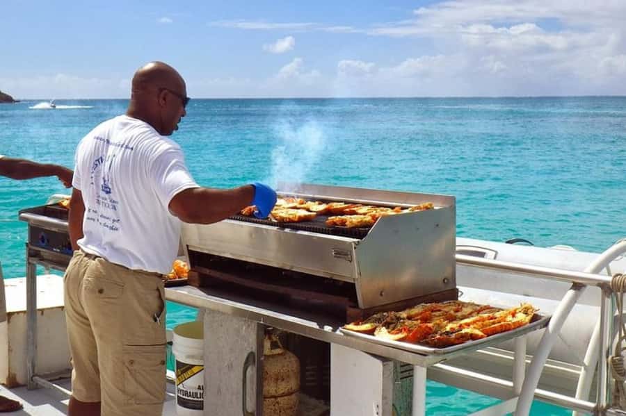 Mauritius: Ile Aux Cerfs Catamaran Trip w/ Lunch & Transfer - Ile aux Cerfs, beautiful but time-limited