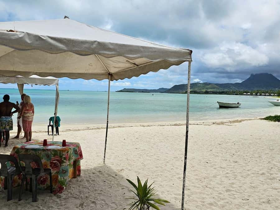 Mauritius: Ile aux cerfs, waterfalls and bbq Boat Day - Ile aux cerfs gives you the main beach time