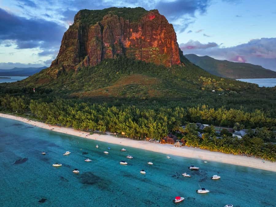 Mauritius: Le Morne Brabant Hike with Historical Immersion - The harder climb and what four hours really means
