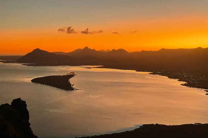 Mauritius: Le Morne: Intimate Hike Away from the Crowd - The descent is easier on the lungs, harder on the knees