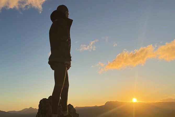Mauritius: Le Morne: Intimate Hike Away from the Crowd - What to wear and carry for the rock