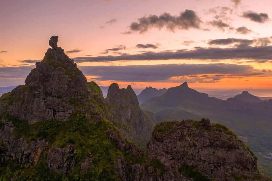 Mauritius: Le Pouce Guided Hiking Experience with a local - The summit view over Port Louis and Pieter Both