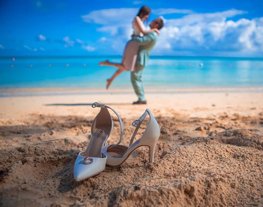 Mauritius: Photoshoot at Mont Choisy Beach - What you receive after the shoot