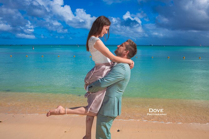 Mauritius: Photoshoot at Mont Choisy Beach with Pro Photographer - Who will get the most from this experience