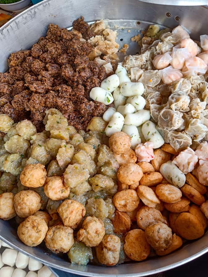 Mauritius: Port Louis / China Town Food & Culture Tour - Guides, language, and the right expectations