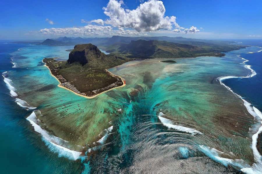Mauritius: Private Full Day Tour with Entry Tickets & Lunch - Key points at a glance