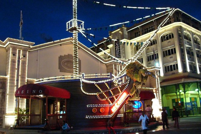Mauritius Private Night Tour: Romantic dinner, Entertainments & Night lounge - Bowling or billiards at Le Lucky Strike