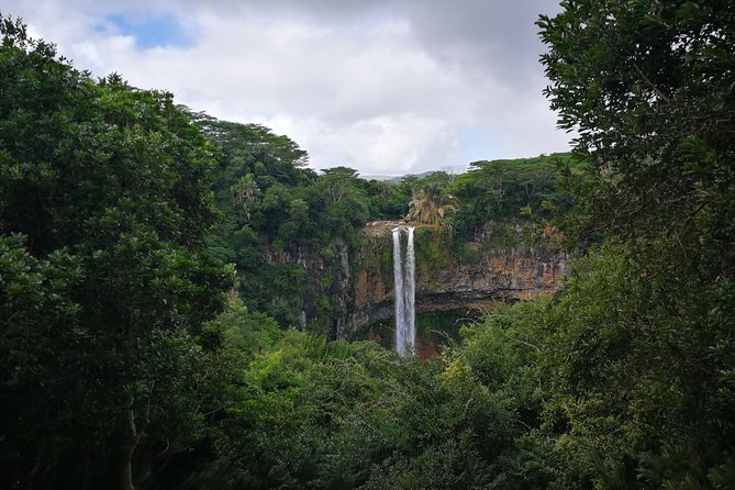 Mauritius Private South West Tour - Chamarel’s Seven Coloured Earth