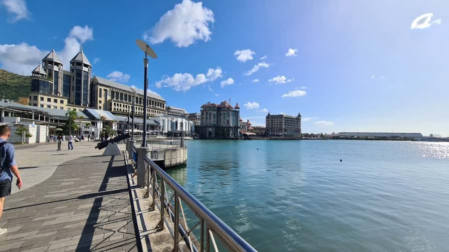 Mauritius: Shopping Tour - Port Louis Markets & Grand Baie - Starting with Port Louis markets and China Town