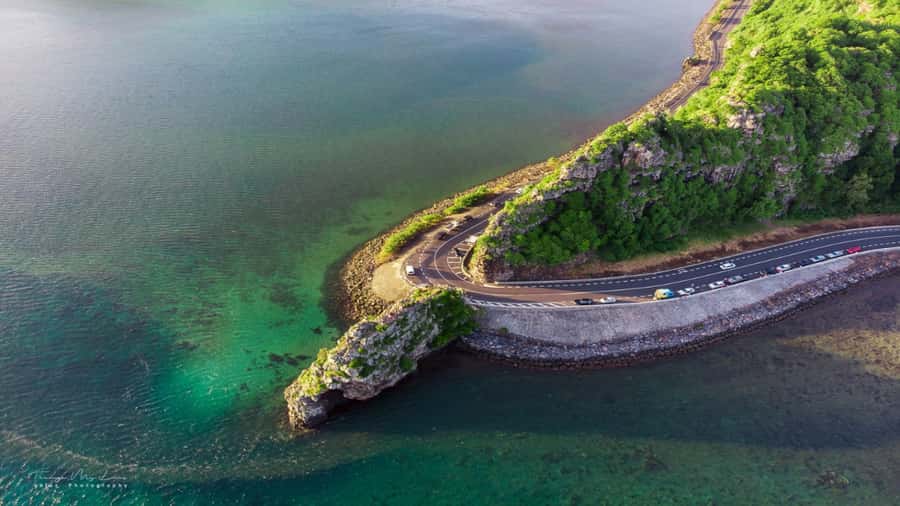Mauritius: Southern Tour w/La Vanille & Le Morne Beach - Grand Bassin and the Mangal Mahadev statue