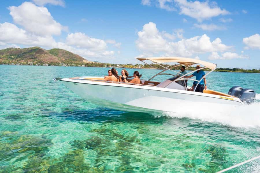 Mauritius: Speedboat Ile aux Cerfs, GRSE Waterfall, BBQ, Bar - Ile aux Cerfs: white sand, turquoise water, and free time