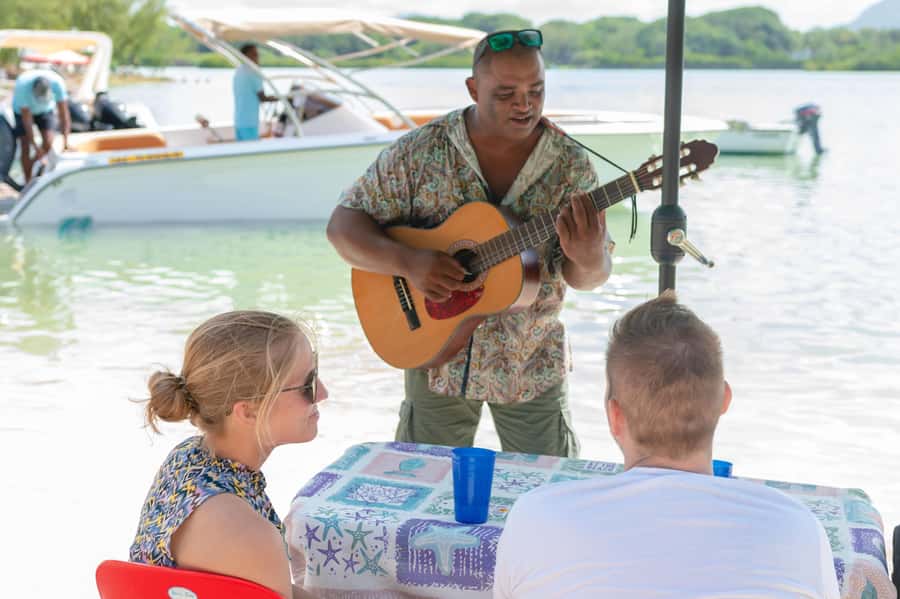 Mauritius: Speedboat Ile aux Cerfs, GRSE Waterfall, BBQ, Bar - Should you book this Mauritius speedboat trip?