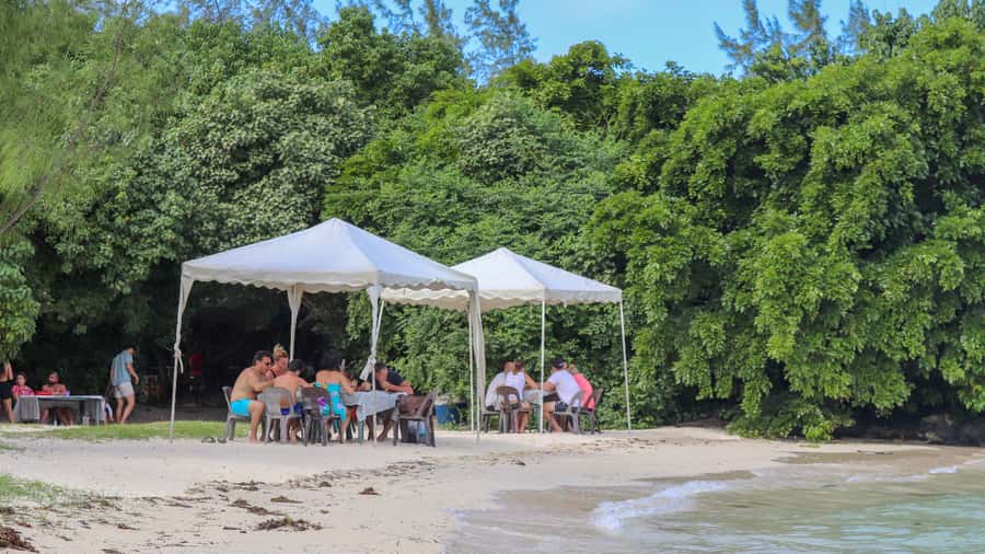 Mauritius: Speedboat Tour to Ile aux Cerfs with Lunch - FAQ