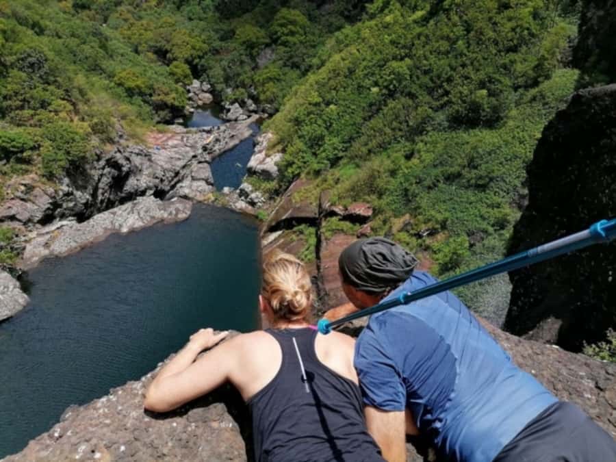Mauritius: Tamarind Falls Guided Hike with Swim and Lunch - Picnic lunch and a useful pause
