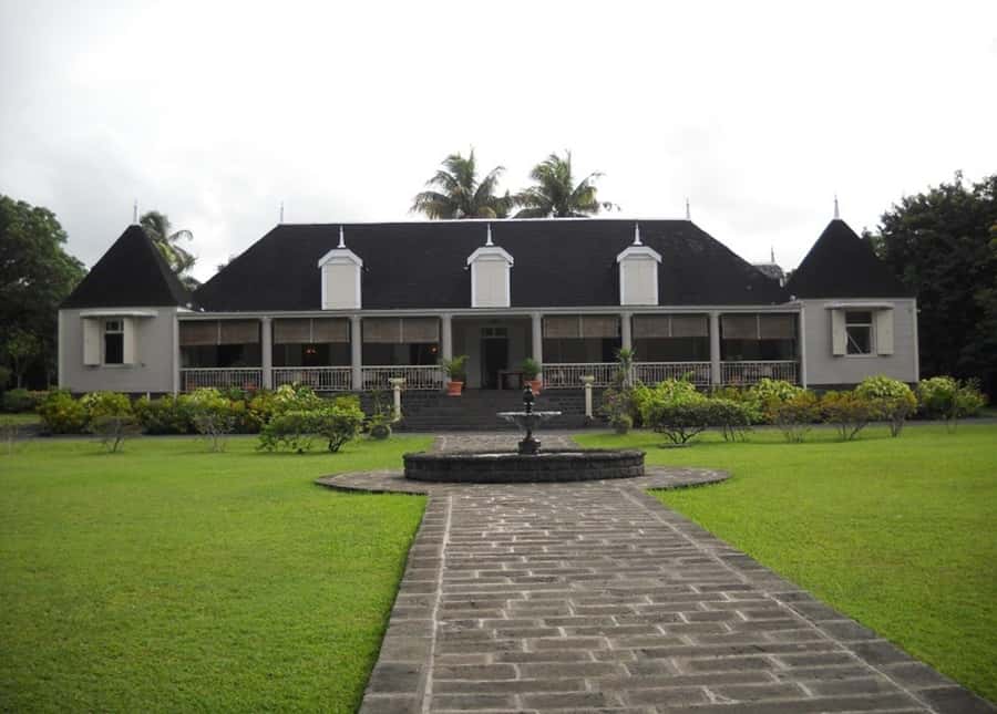 Mauritius: Tea and Sugar Plantation Guided Tour with Lunch - The guides can shape the whole day