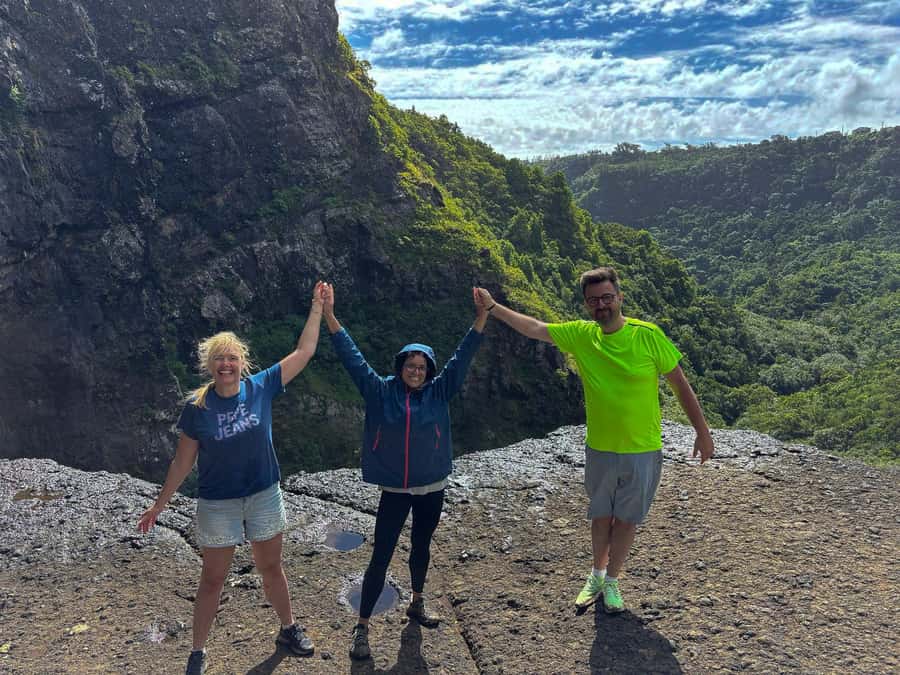 Mauritius: The Iconic Waterfalls hike + Mauritian picnic - Swimming beneath the cascades