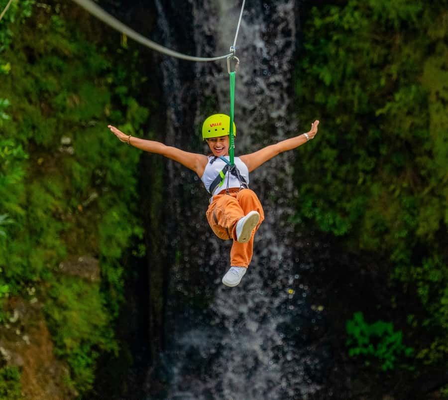 Mauritius: Vallé Advenature Park: Waterfall Zipline - Key points before you book
