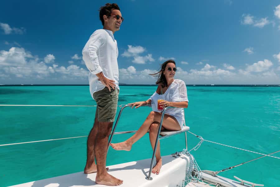 North: Cruise to the flat island & Gabriel island.bbq lunch - Snorkeling in clear water, with no promise of wildlife