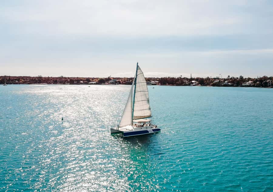 North of Mauritius: Catamaran Cruise w/ BBQ Lunch - Who will enjoy this day most