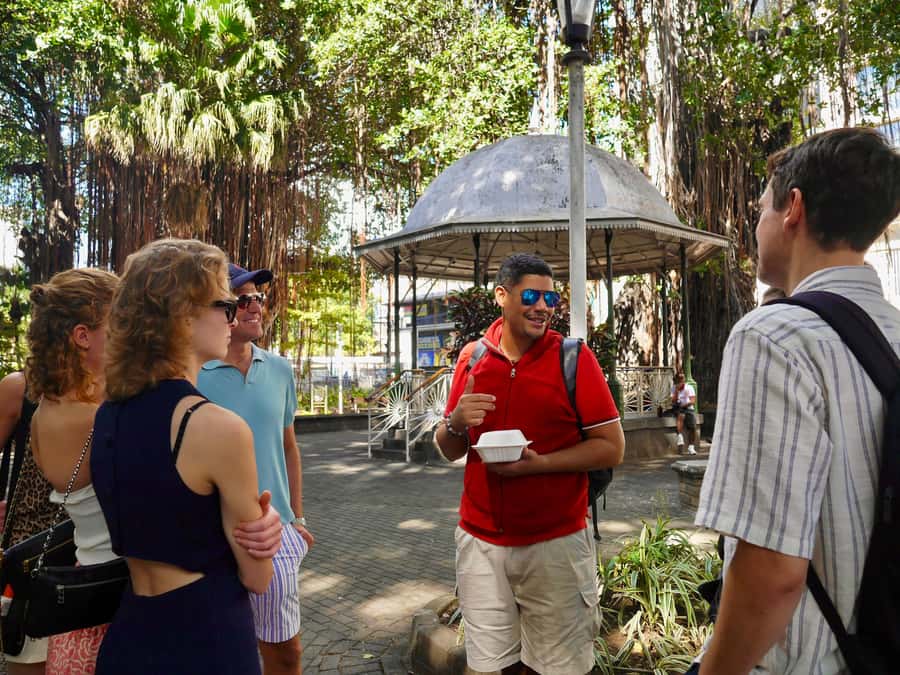 Port Louis: Street Eats and City Highlights Walking Tour - Central Market finishes with fruit and juice