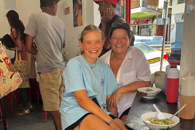 Port Louis Street Food and Cultural Walking Tour - Jardins de la Compagnie and the farata stop