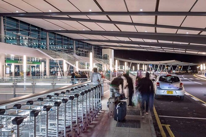 Private Airport/hotel Transfers - A Named Pickup at Mauritius Airport