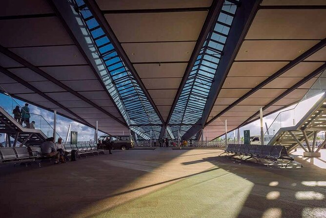 Private Airport/hotel Transfers - Timing, Traffic, and the One to Two Hour Estimate