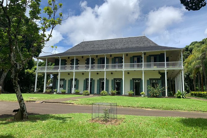 Private Guided Tour of Northern Mauritius with Shopping in Port Louis - Sugar and Mauritius: useful context, but check the value