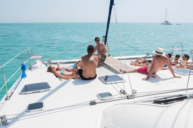 Sailing Catamaran Cruises - Crystal Rock and the lagoon stop