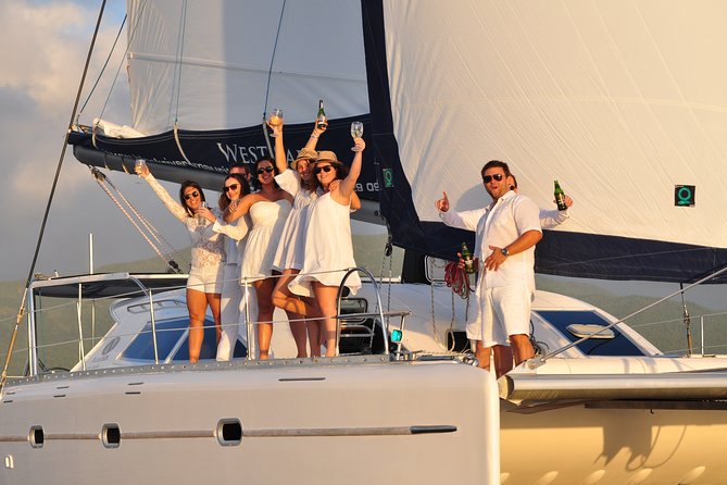 Sailing Catamaran Cruises - How the crew affects the day