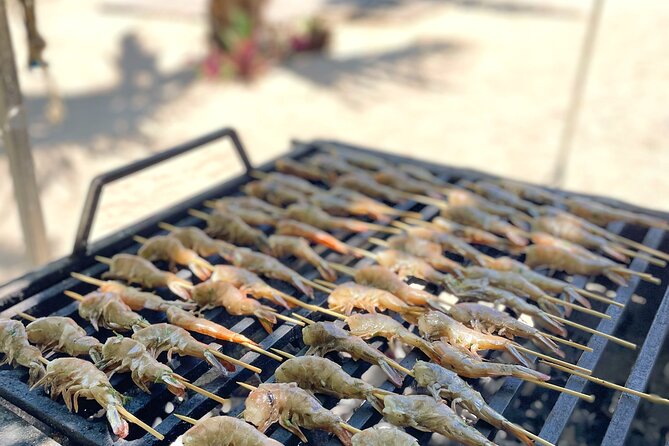 Signature Experience: Dolphins and Flavors of the Sea - Sea urchin fishing and tasting for one hour