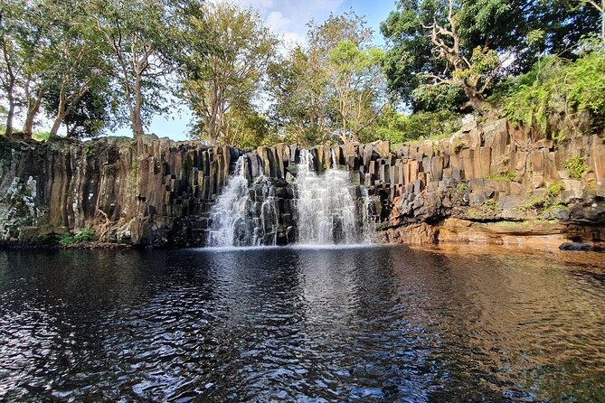 South of Mauritius :Full day package including Chamarel Coloured earth & lunch - Lunch, transport, and the role of the driver