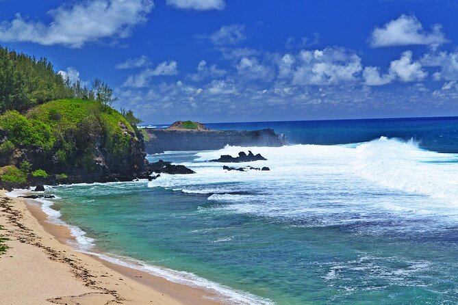 Southern Tales: Full-day incl Crocodile Park & 23 Colored Earth - Alexandra Falls and Black River Gorges views