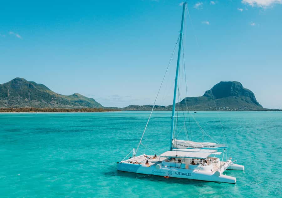 Southwest of Mauritius: Catamaran Cruise w/ Snorkeling - What to pack for a comfortable day
