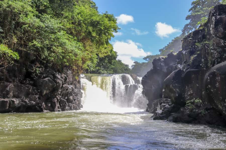 Speed boat to Ile aux Cerfs: Full day incl Lunch & Transfer - The afternoon speedboat run