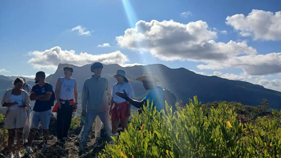 Sunrise hike at Le Morne Brabant with Local Guides (UNESCO) - How the guides shape the experience