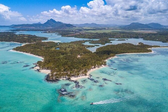 >TAXI ONLY< to DOLPHIN OR ILE AUX CERFS PARADISE ISLAND MAURITIUS - What your time on Ile aux Cerfs can include