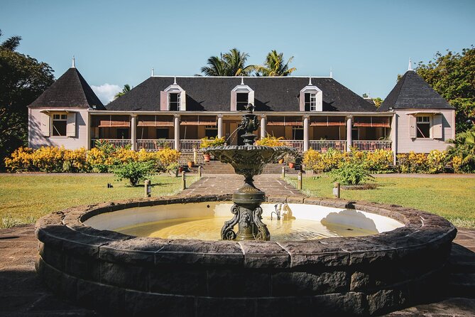 The Gorgeous East: Bois Cheri Tea factory, Rhumerie St-Aubin, Mahebourg & Lunch - Lunch and the Mahebourg museum