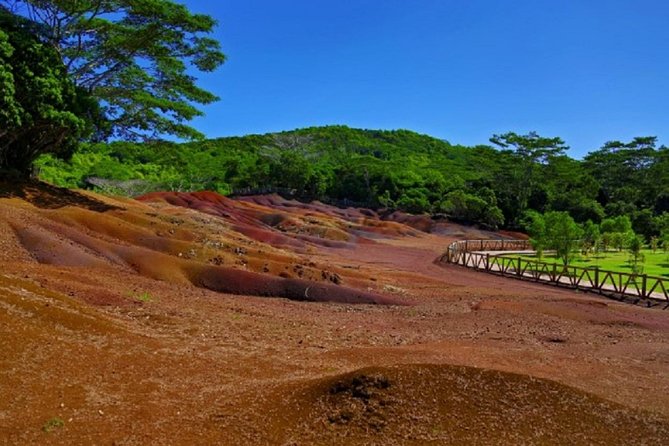 Trou-aux-Cerfs - Chamarel - Grand Bassin -Private Guided Tour (Min. 2 persons) - Grand Bassin adds Mauritius’s spiritual side