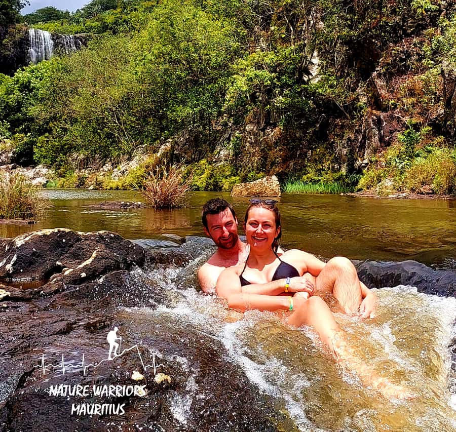 Vacoas-Phoenix: Private Hiking Tour to Tamarind Falls - Sugarcane fields and the first look at the canyon