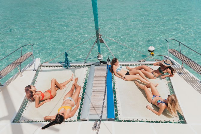 WEST Shared Cruise : OCÉANE Full Day Catamaran Ile aux Bénitiers - Who will get the most from this cruise
